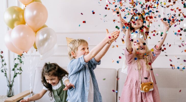 Cum să organizezi cea mai memorabilă petrecere din viața copilului tău