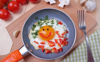 Ouale la micul dejun: 6 motive convingătoare