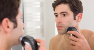 Barbieritul frecvent și creșterea bărbii: mit sau realitate?